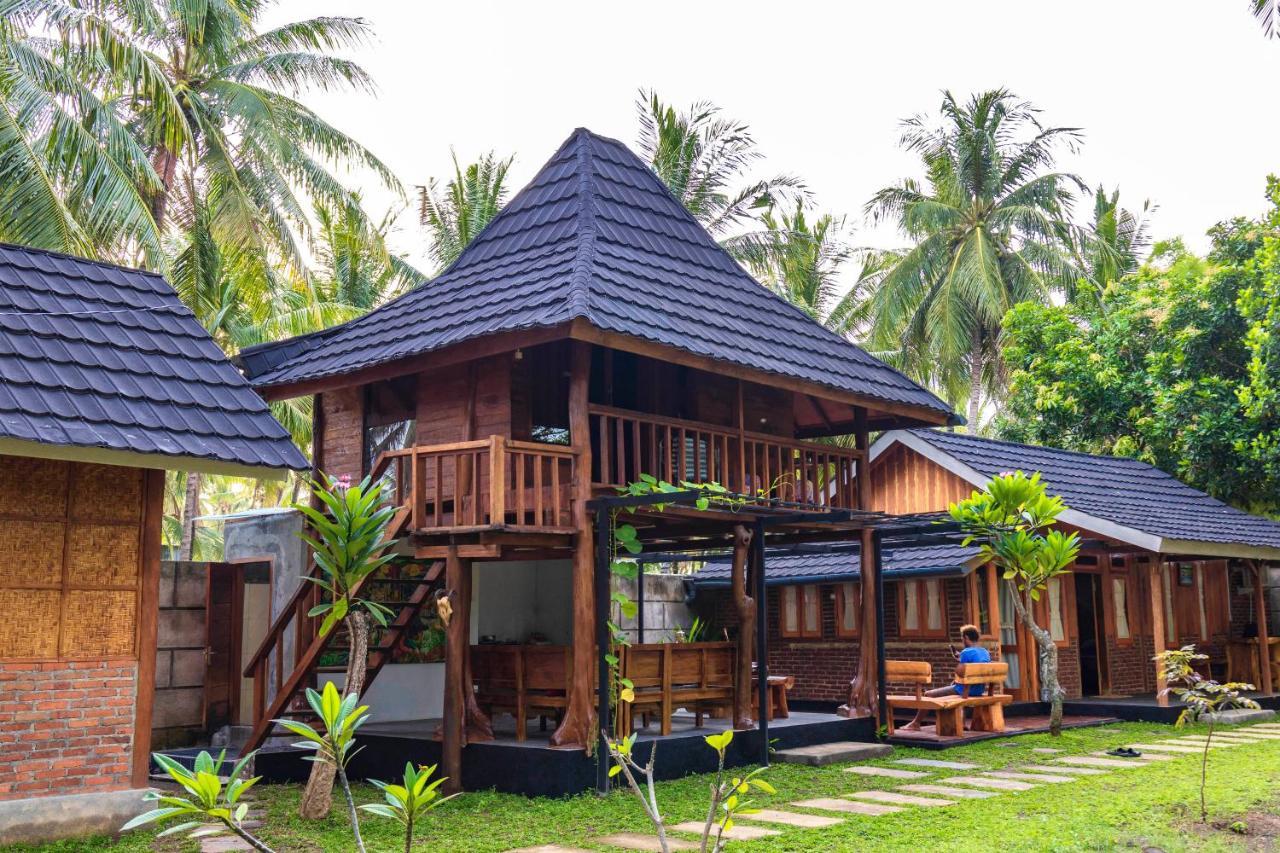 Tahlia'S Villa Sorongjukung Kültér fotó
