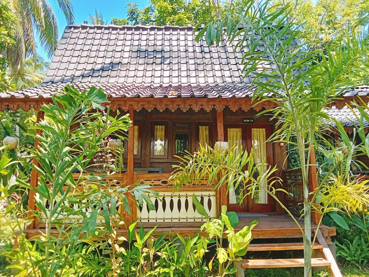 Tahlia'S Villa Sorongjukung Kültér fotó