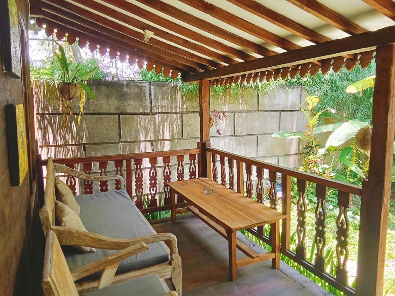 Tahlia'S Villa Sorongjukung Kültér fotó