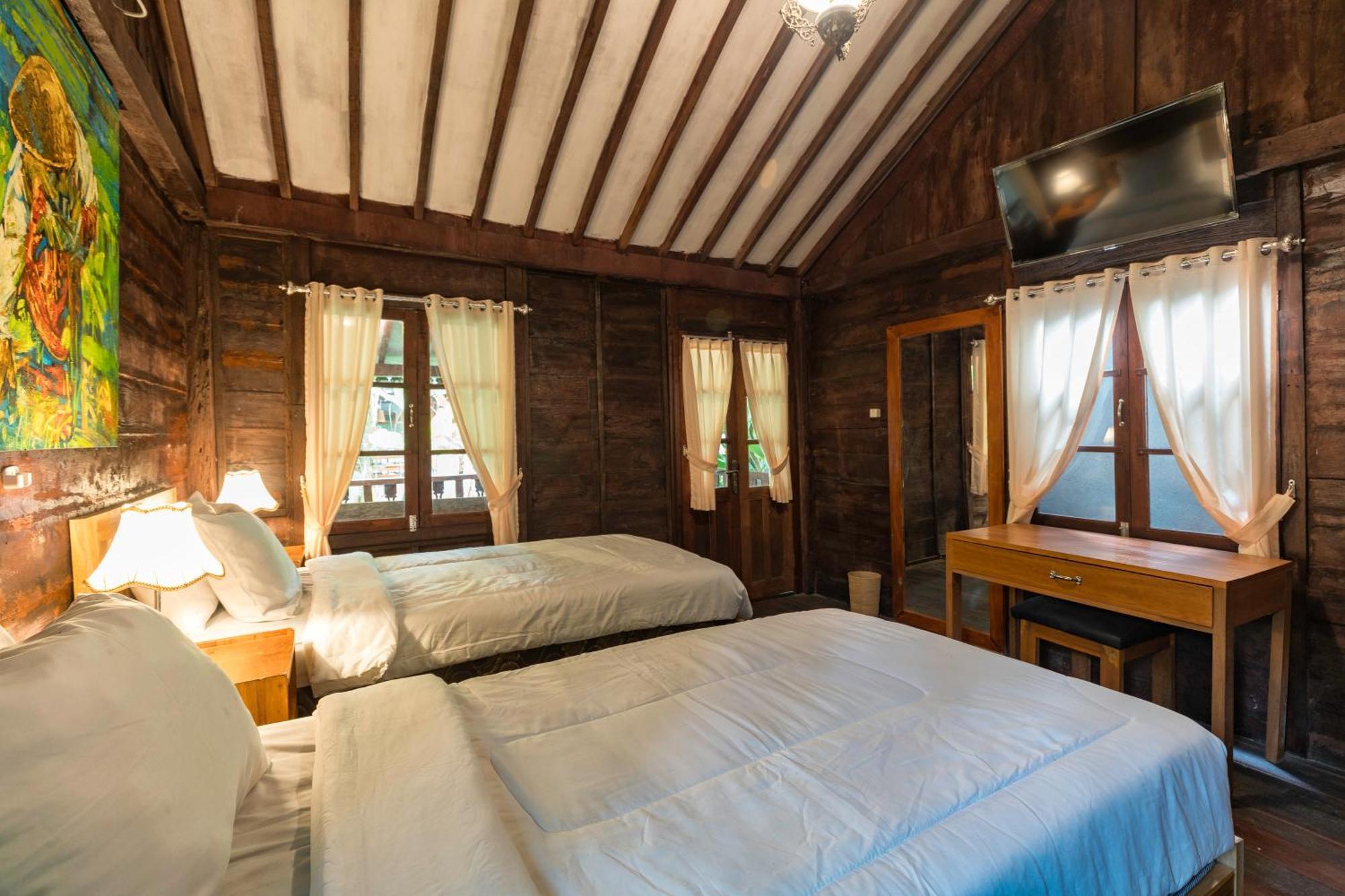 Tahlia'S Villa Sorongjukung Kültér fotó