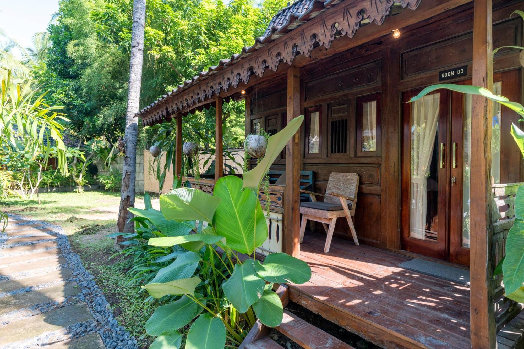 Tahlia'S Villa Sorongjukung Kültér fotó