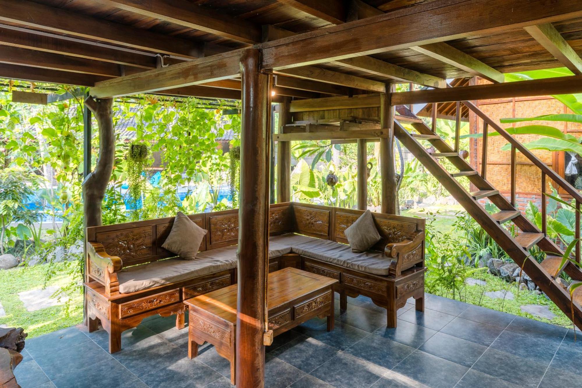 Tahlia'S Villa Sorongjukung Kültér fotó